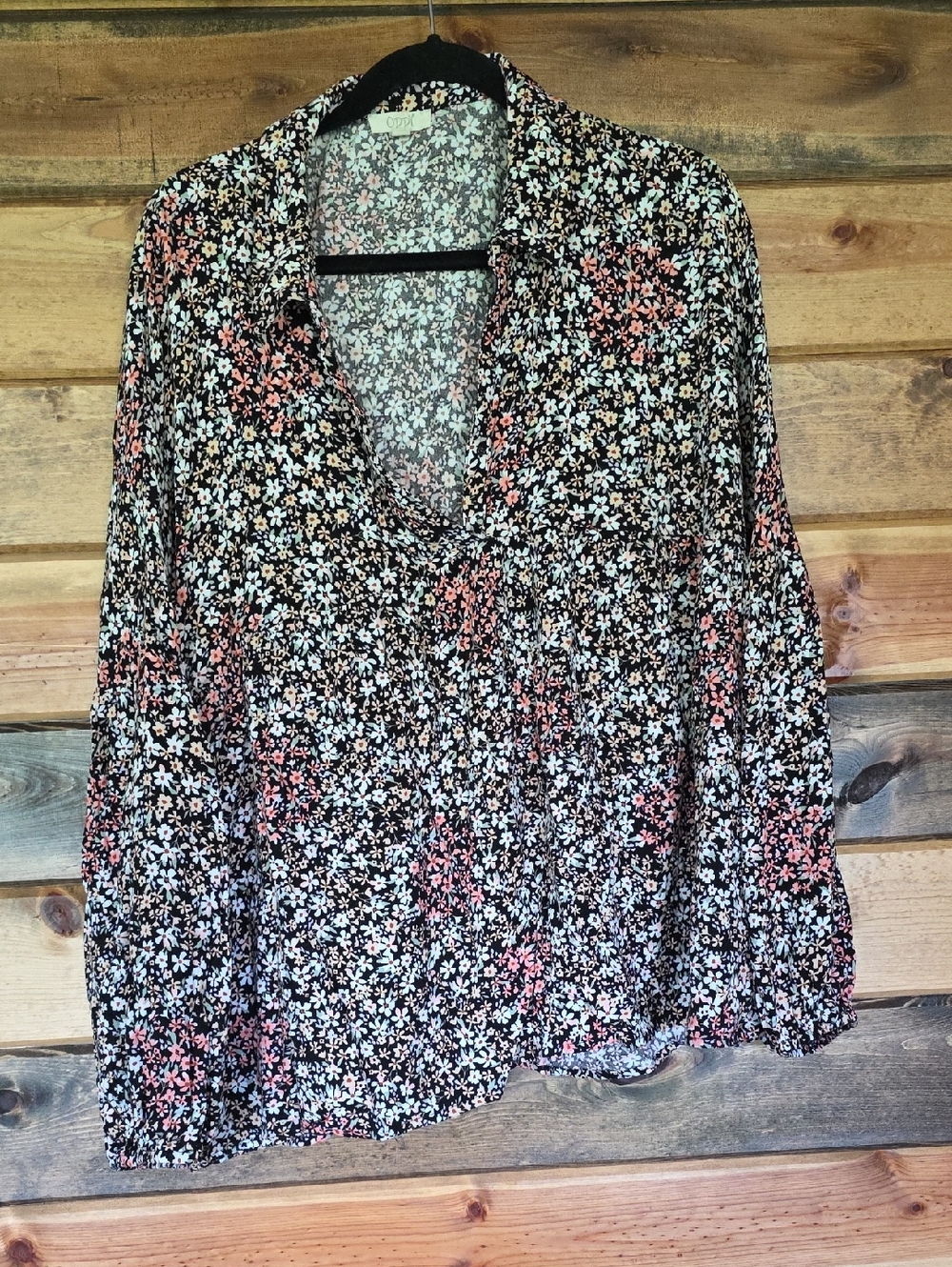 ODDY Black Floral Button-Front Tunic with Coral and White Flowers